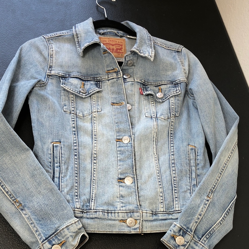 Vintage Levis Denim Trucker Jean Jacket Light Wash S Fits XS SRI LANKA